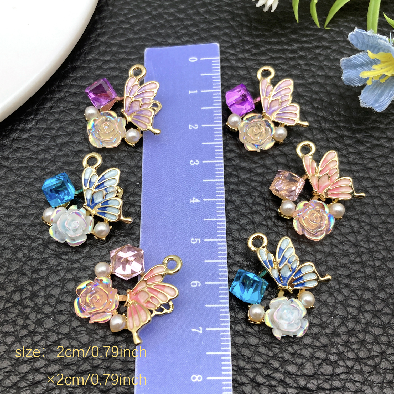 2/6 pcs Small Luxe Style Pearl – Butterfly Pendant Necklace recenzja i cena