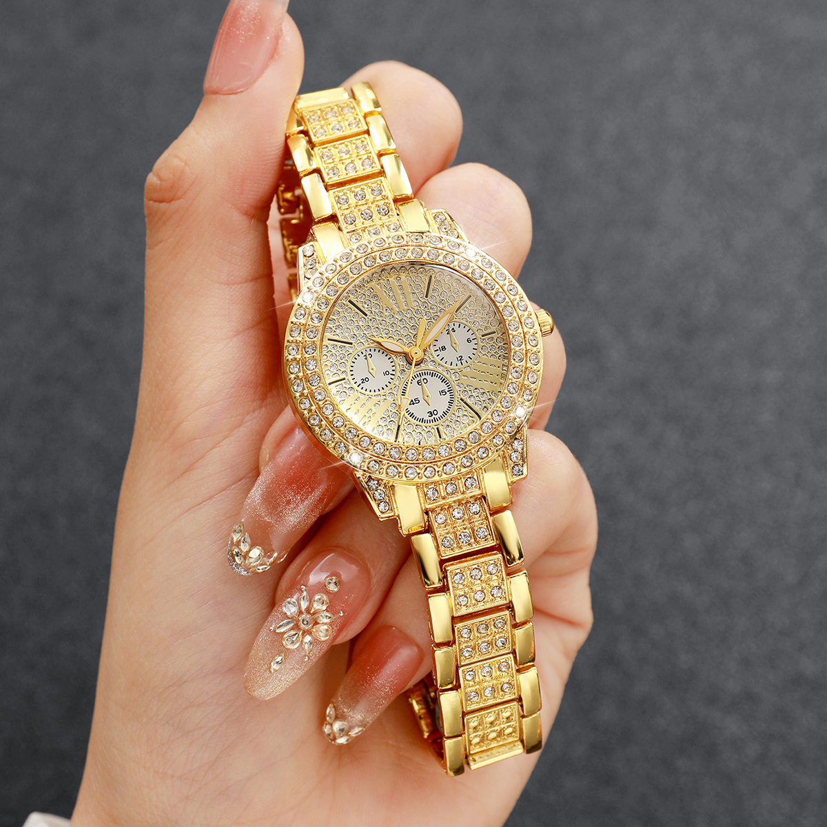 Fashion Decorative Three-eyes  – Jewelry Diamond Watches recenzja i cena
