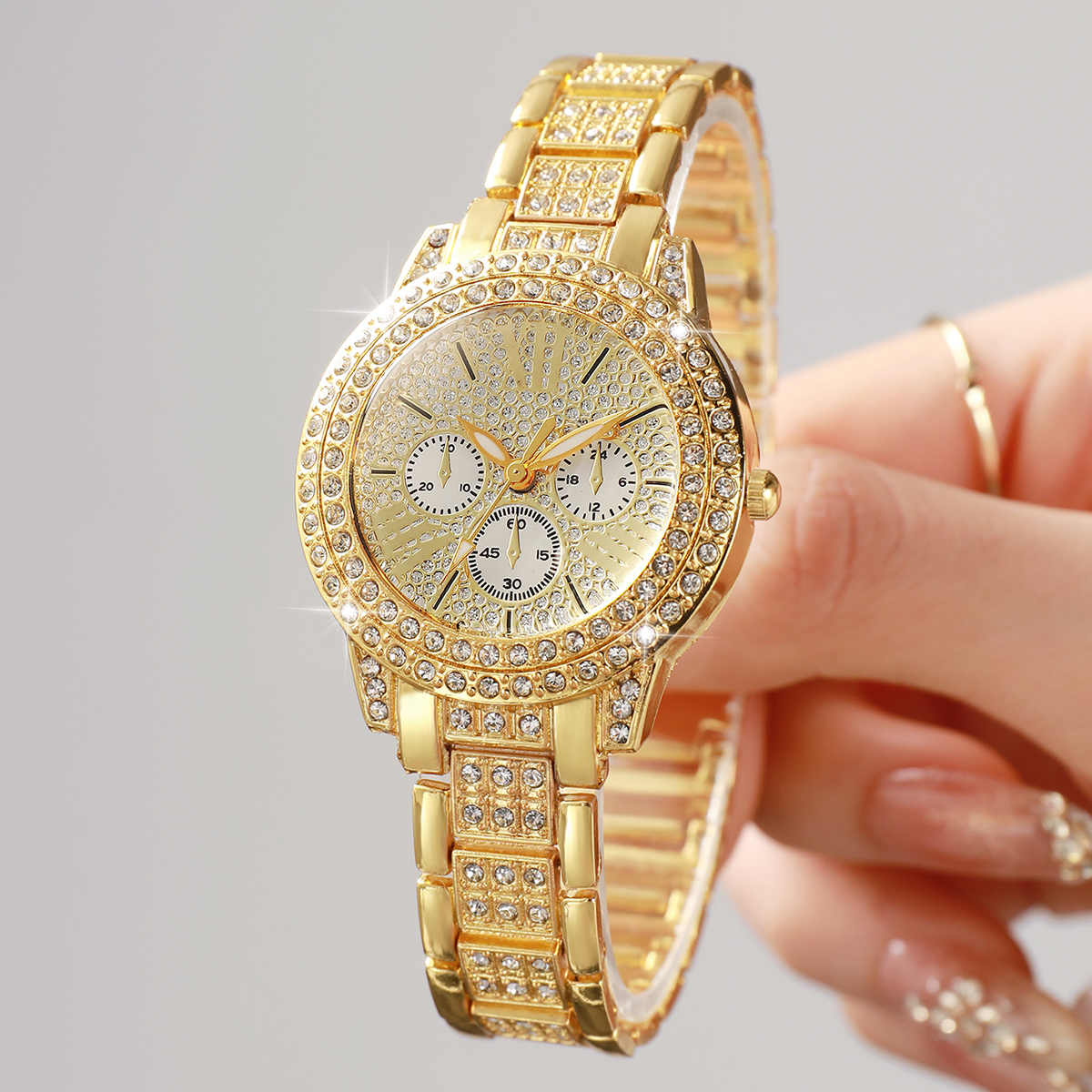 Fashion Decorative Three-eyes  – Jewelry Diamond Watches recenzja i cena