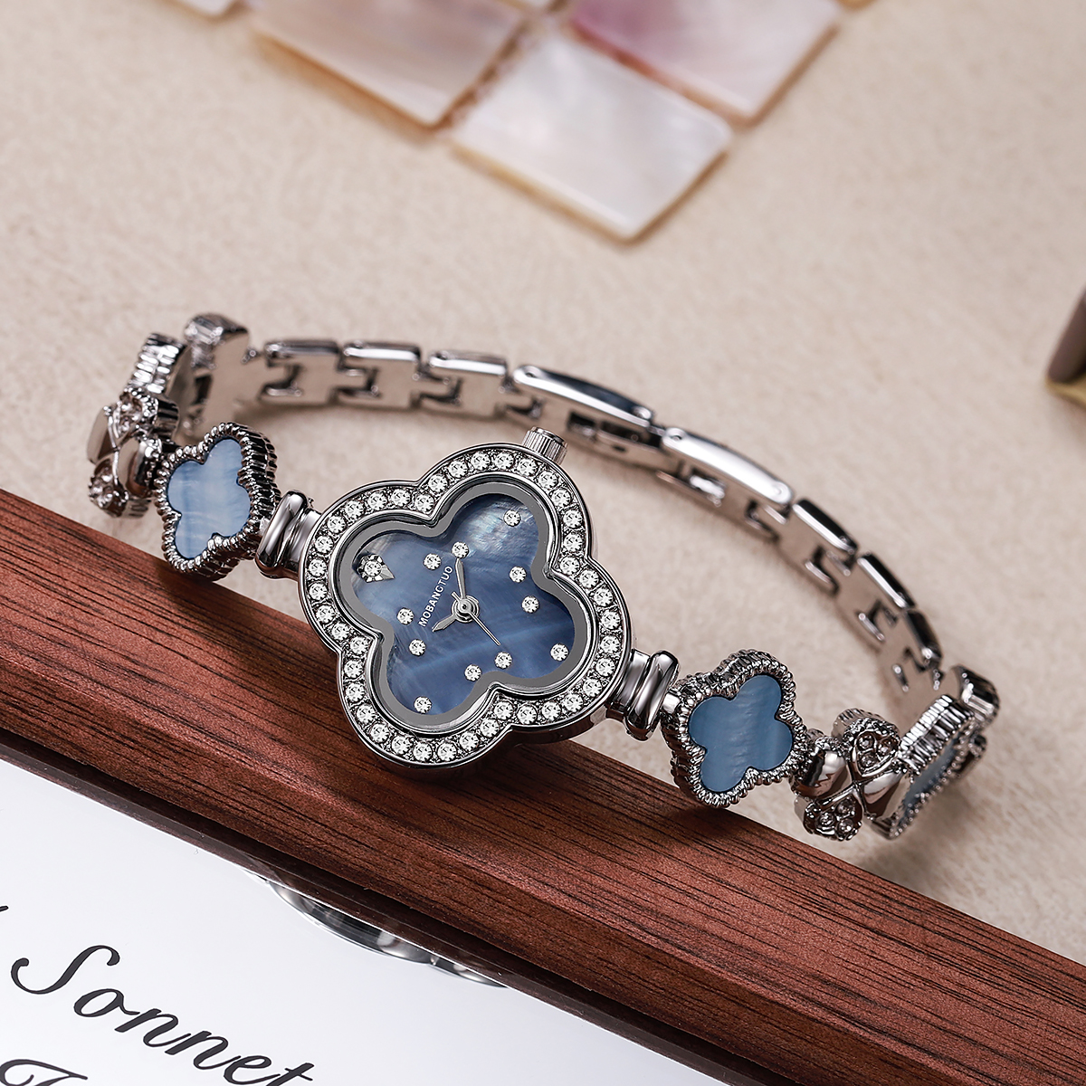 Luxury Four leaf Clover Women' – Jewelry Diamond Watches recenzja i cena